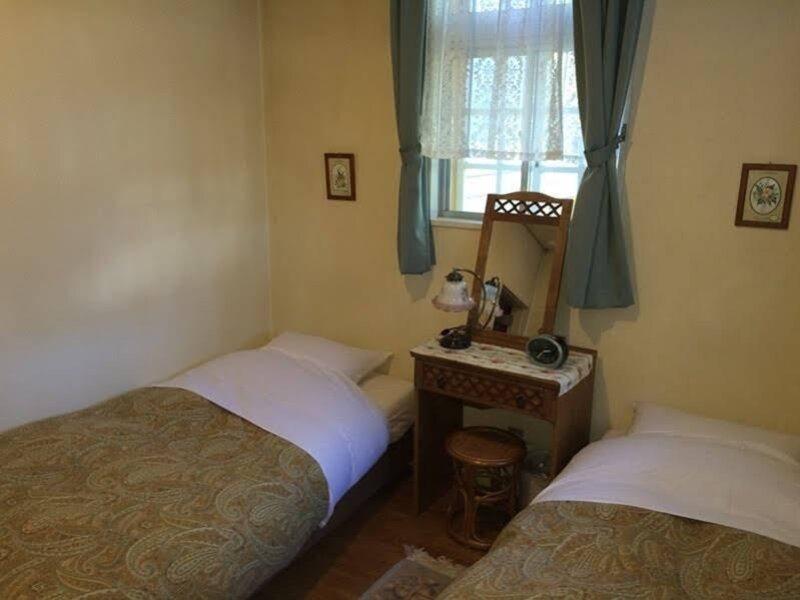 Happy Talk Hotel Hakuba Exterior photo